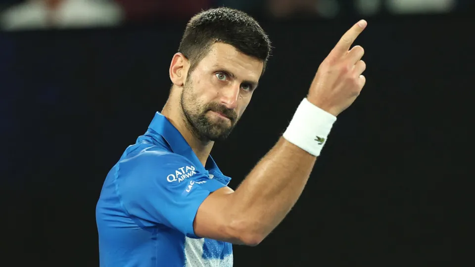 Alcaraz e Djokovic avançam e se enfrentam nas quartas de final no Aberto da Austrália