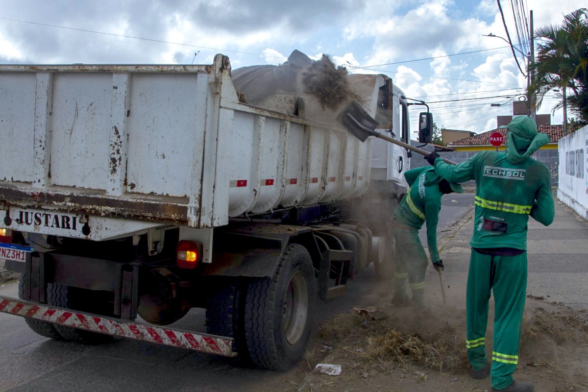 Emlur atende demandas de 11 bairros com recolhimento de resíduos diversificados